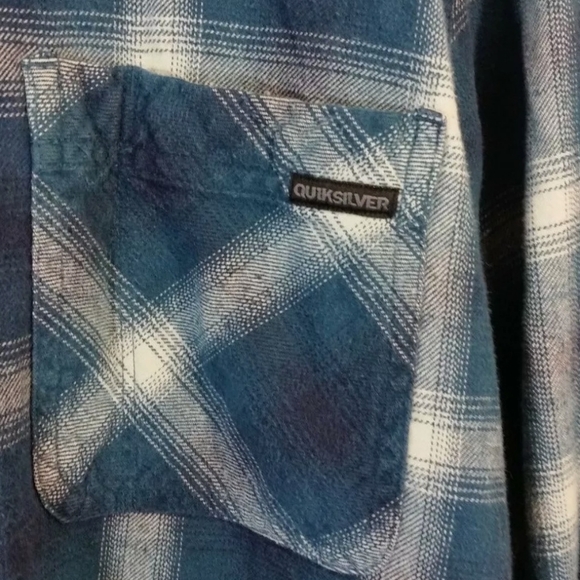 Quiksilver S Blue Plaid Flannel Button-Down Shirt - Picture 3 of 9